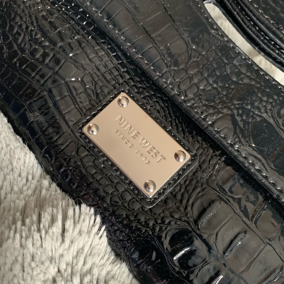 NINE WEST WALLET - Picture 2 of 2